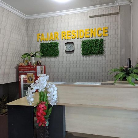 Oyo 1653 Fajar Residence Pekanbaru Exterior foto